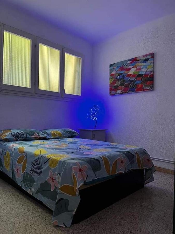 برشلونة Hostal Babylon المظهر الخارجي الصورة
